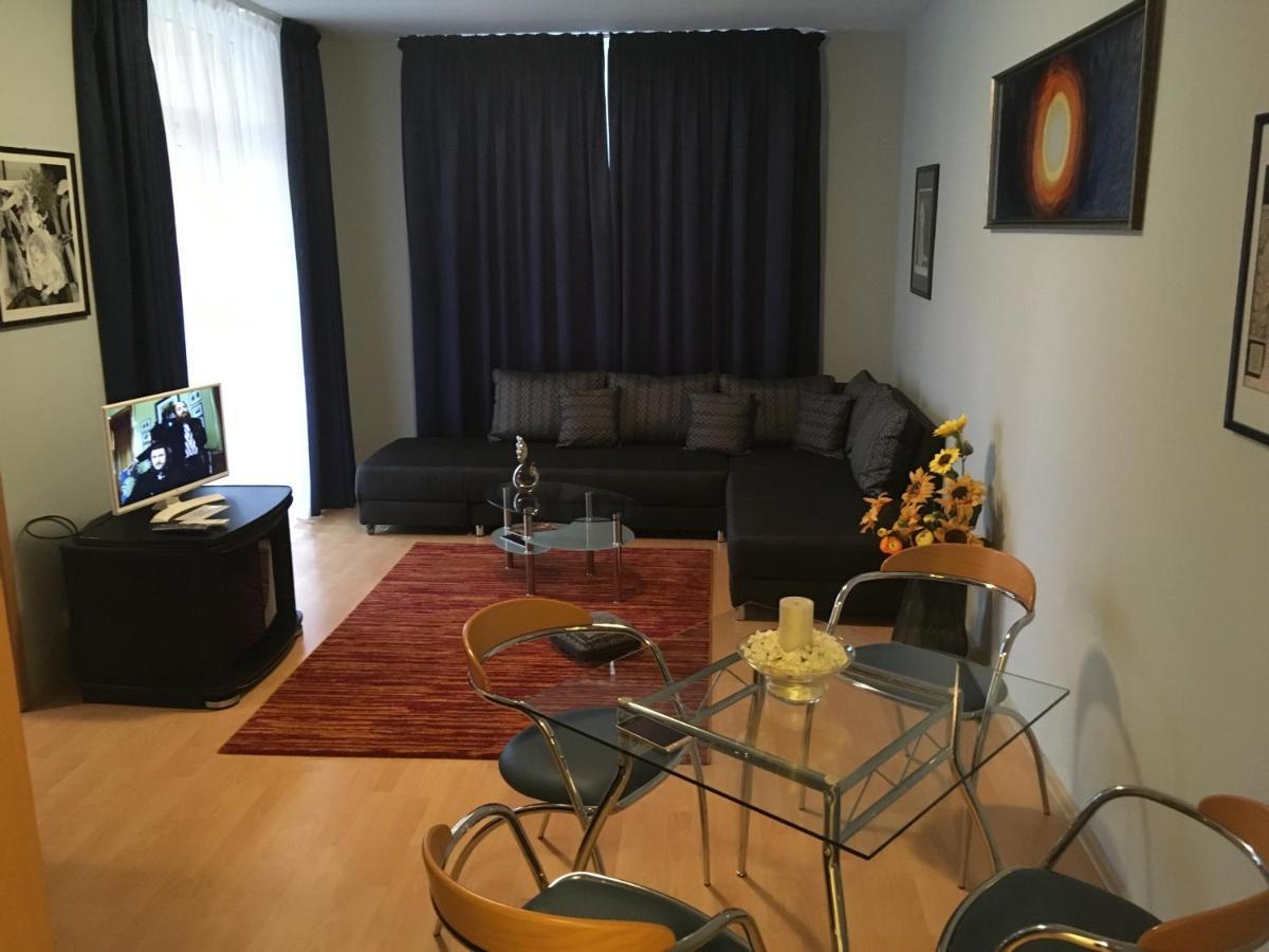 Ferienwohnung Romai Apartmanhaz Hévíz Exterior foto
